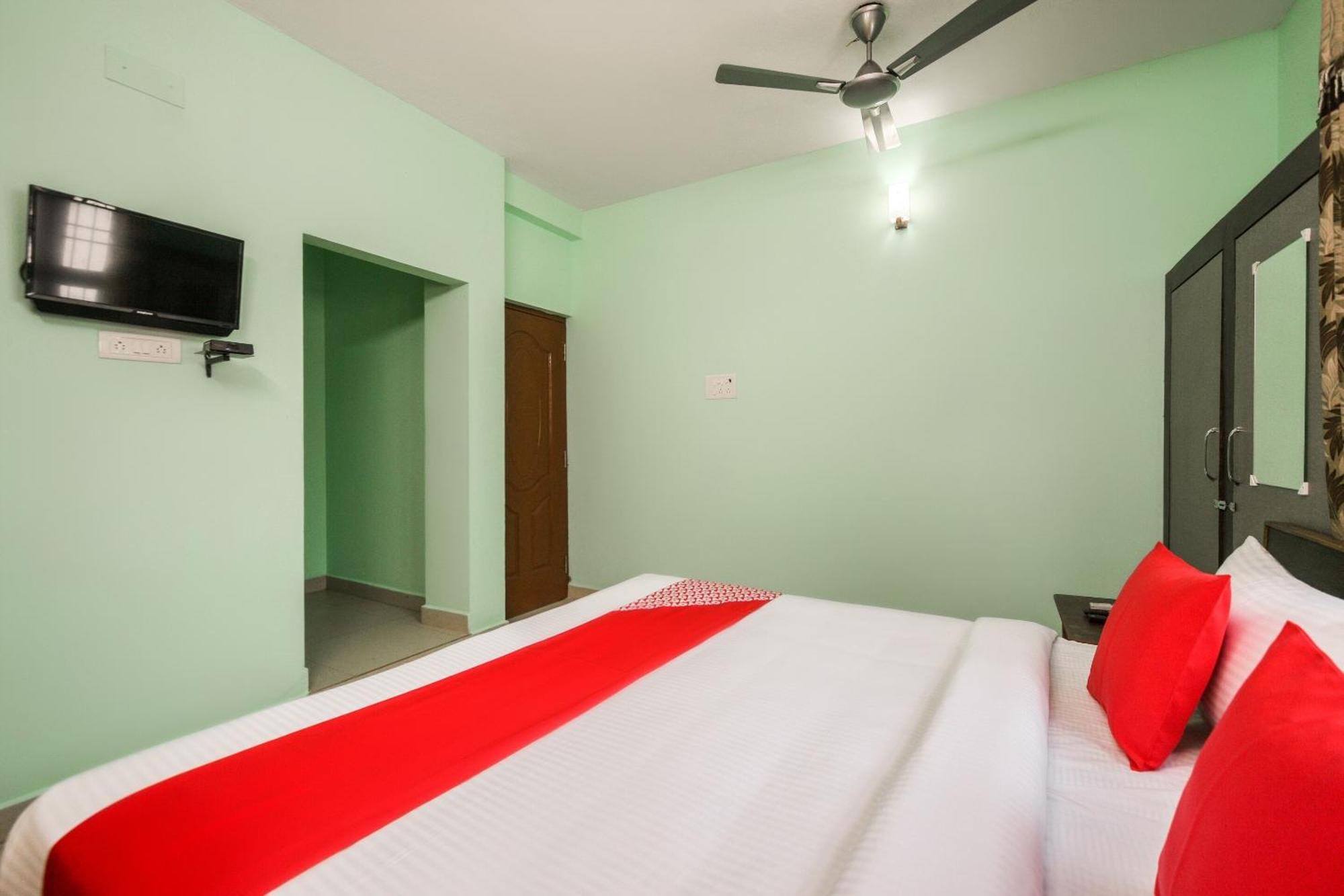 Oyo Modern Guest House Chennai Exterior foto