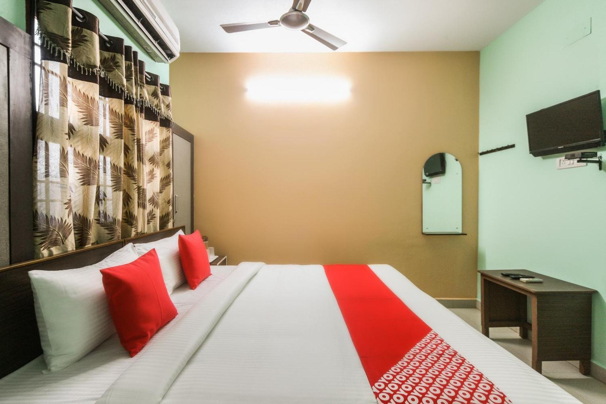 Oyo Modern Guest House Chennai Exterior foto